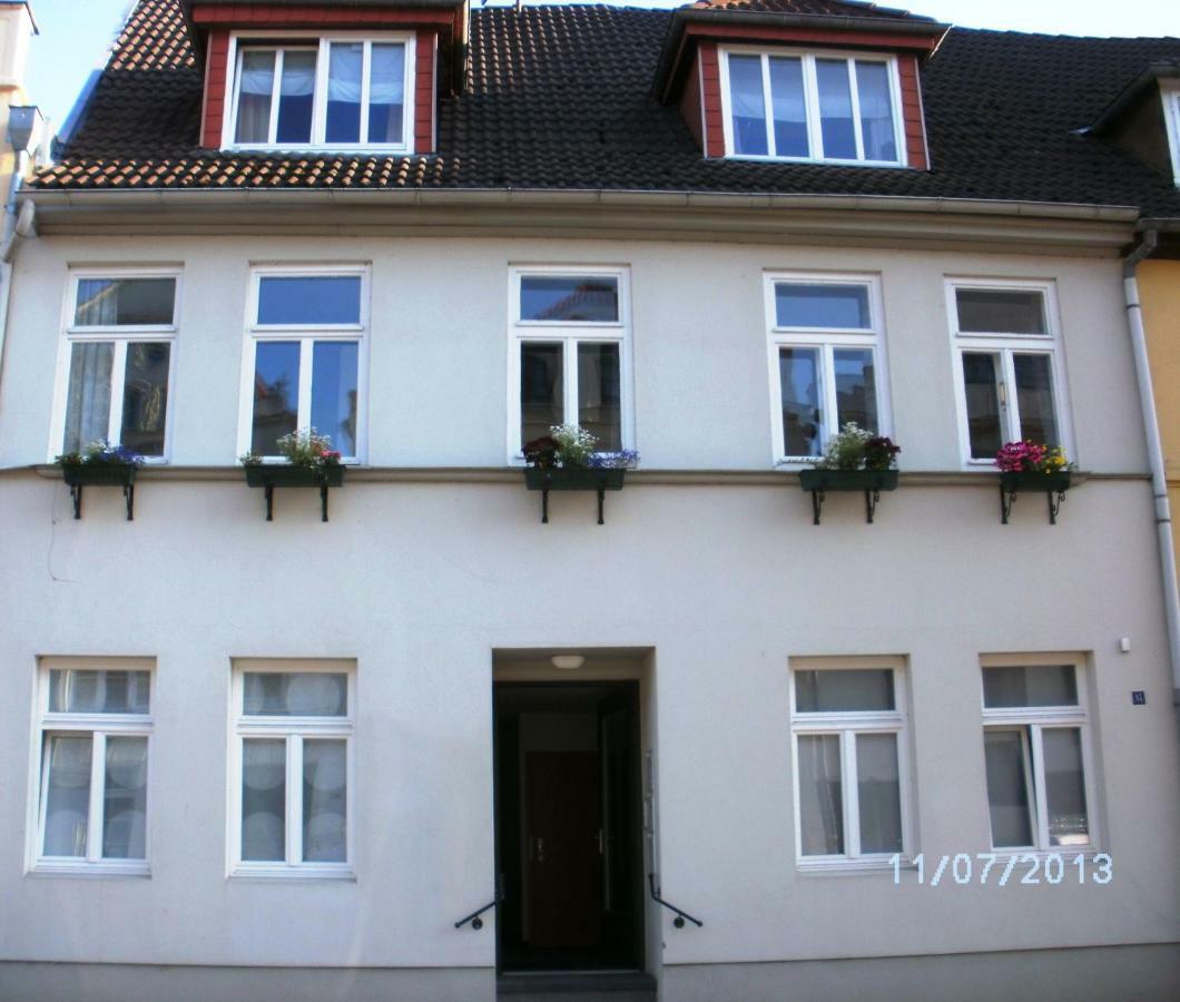 Korner 1 Mit Terrasse & Parkplatz - Abc27 By Abcwismar Apartment Luaran gambar
